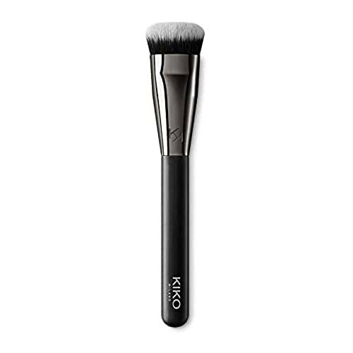 KIKO Milano Face 11 Contouring Brush | Brocha compacta para realizar contouring y sculpting